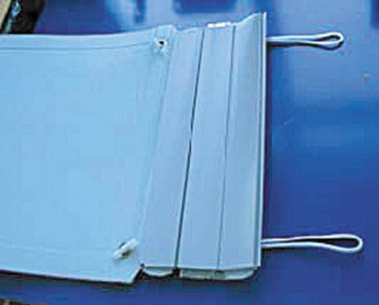 Усиление торца профилями для коврового покрытия (белые или синие), для протягивания